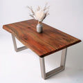 Rechteckiger Esstisch 180 x 90 x 76 cm aus massivem Akazienholz Braun mit Edelstahl-Kufengestell Silber